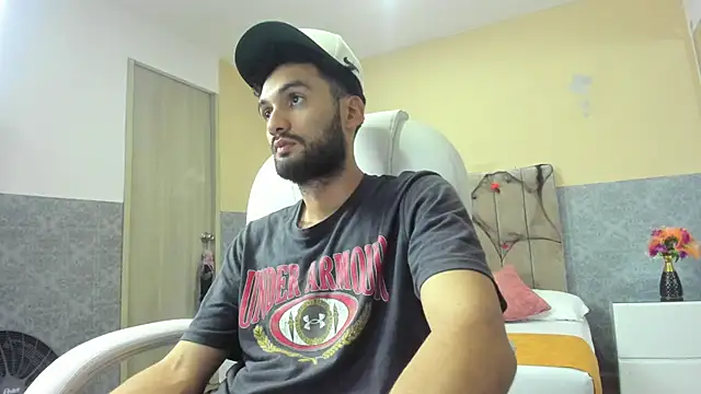 Snapshot of Ryan_Jackson_ chatting on October 2, 11:12 pm Ryan Jackson  online show from October 2, 11:12 pm