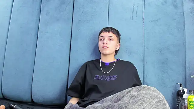 Megan Thompson  online show from February 19, 2:18 am