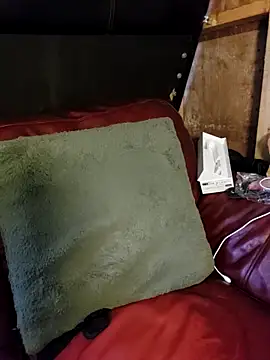 Snapshot of Bouncy-Bella28X chatting on September 29, 11:37 am Bouncy-Bella28X online show from September 29, 11:37 am