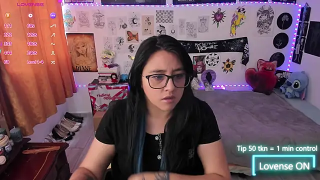 Cherry blush  online show from May 13, 9:33 pm
