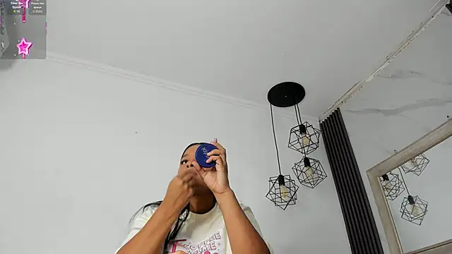 keyla mejia online show from May 14, 12:01 pm