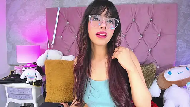 ZarahQueen online show from September 14, 9:25 pm