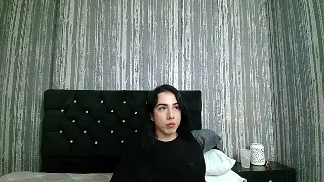 Alicee Moonn online show from May 13, 8:16 pm