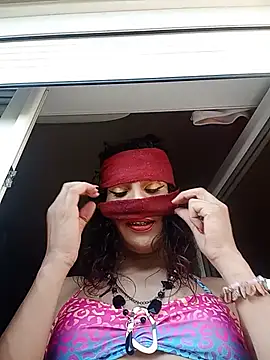 Snapshot of mrlolimirass chatting on July 16, 6:36 pm mrlolimirass online show from July 16, 6:36 pm