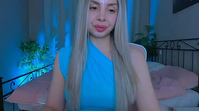 VelvetEliza online show from May 2, 9:09 pm