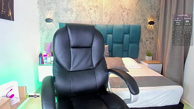 susanasmith18 online show from November 24, 9:47 pm