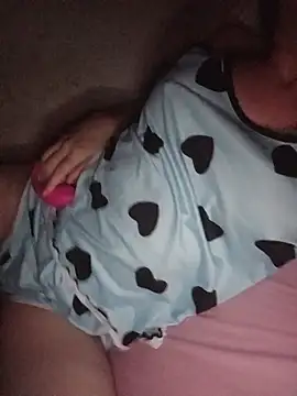 Hottiesophie online show from July 1, 12:40 pm