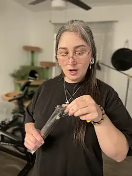 Alix Valentine online show from February 6, 9:18 pm