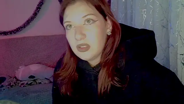 Lily Ember online show from January 16, 8:13 pm