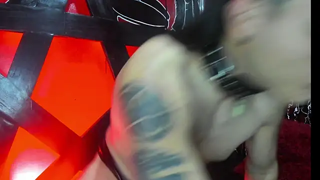 damian and tiana online show from November 6, 4:13 am