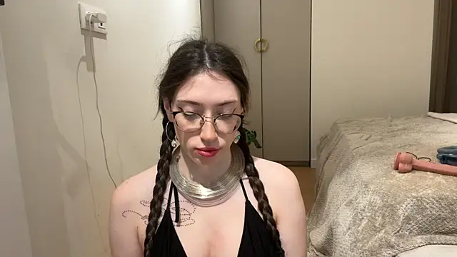 Snapshot of Kelly_Berry__ chatting on March 29, 6:08 pm Kelly Berry online show from March 29, 6:08 pm