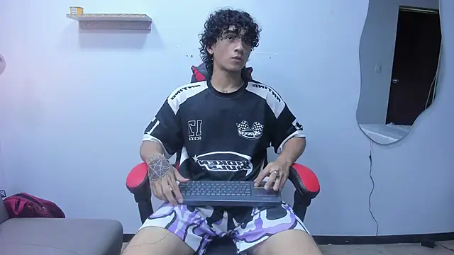 JackesTaylor online show from October 5, 4:55 am