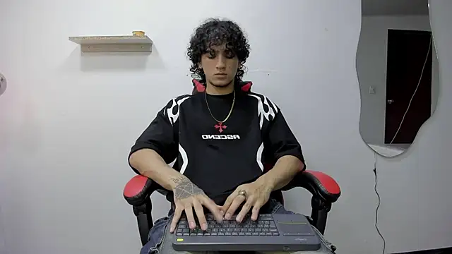 JackesTaylor online show from November 5, 5:07 am