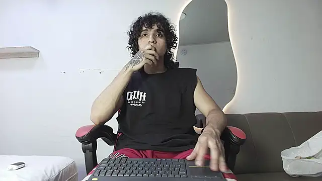 JackesTaylor online show from March 31, 6:14 am