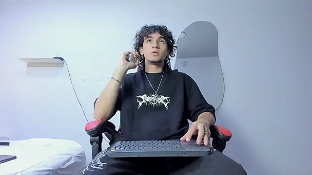 JackesTaylor online show from May 15, 5:58 am