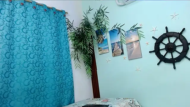 eladyrous98 online show from January 12, 1:05 pm