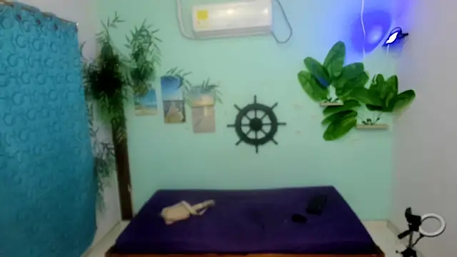 eladyrous98 online show from February 26, 1:32 pm