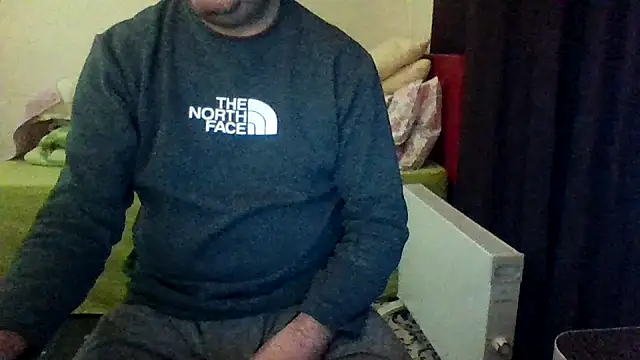 Snapshot of st206boy chatting on March 1, 11:29 pm st206boy online show from March 1, 11:29 pm