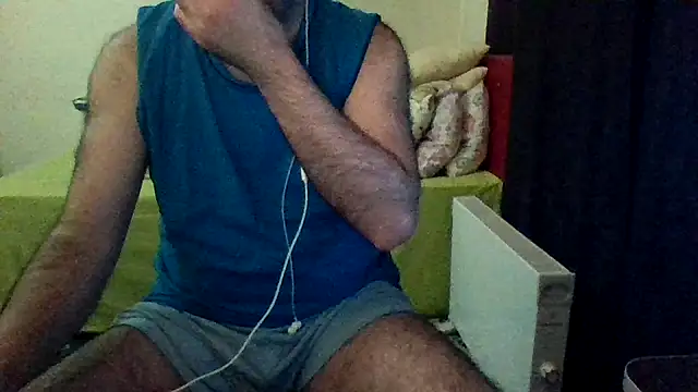 Snapshot of st206boy chatting on March 3, 10:48 pm st206boy online show from March 3, 10:48 pm