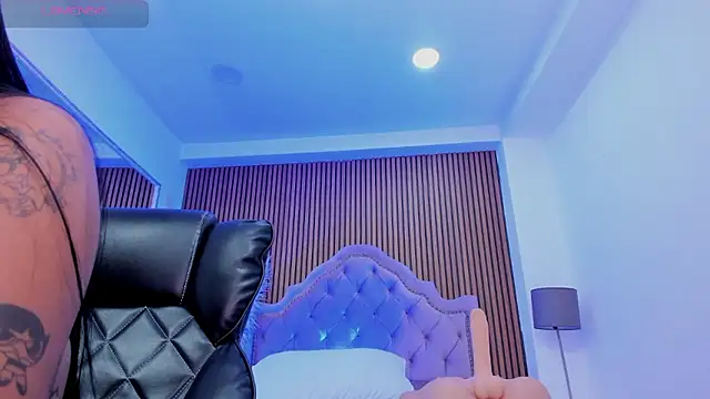 SelenaStonne online show from January 11, 6:13 pm