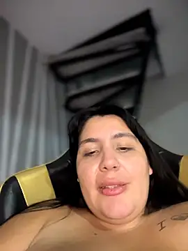 Snapshot of victoria_amatista_ chatting on April 11, 6:51 am victoria amatista online show from April 11, 6:51 am
