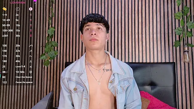 Felipe boy1 online show from September 11, 9:37 pm