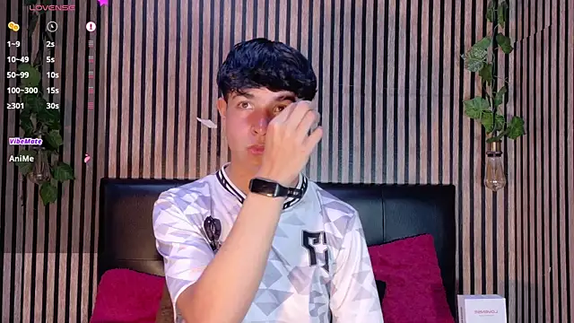 Felipe boy1 online show from September 23, 2:14 am