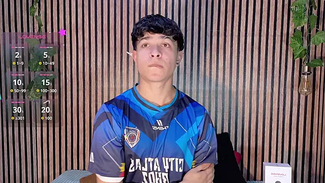 Felipe boy1 online show from October 3, 3:03 am