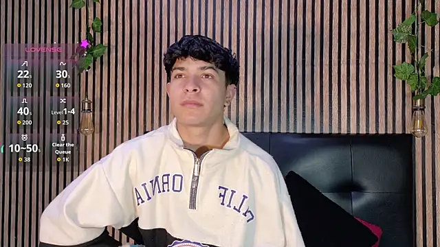 Felipe boy1 online show from October 12, 3:38 am