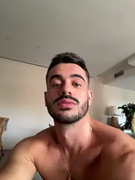 Carl242000 online show from May 18, 12:22 pm