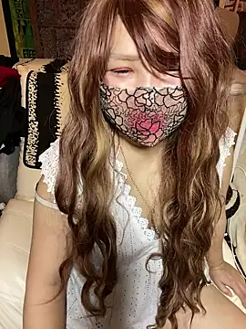 Snapshot of xoxLILxMELOxox chatting on October 28, 2:31 pm xoxLILxMELOxox online show from October 28, 2:31 pm