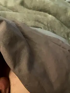 Snapshot of adlescaf9876 chatting on January 9, 9:05 pm adlescaf9876 online show from January 9, 9:05 pm