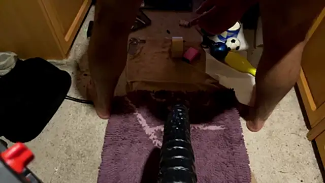 Snapshot of SharkedTaxis chatting on December 13, 7:53 pm SharkedTaxis online show from December 13, 7:53 pm