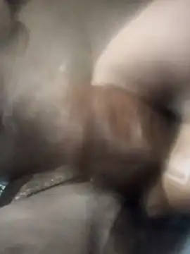 Curvy Pounder online show from November 21, 7:07 am