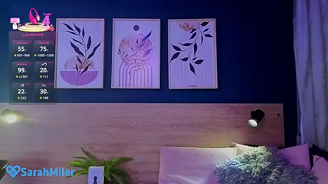 SarahMiler  online show from March 31, 11:54 am