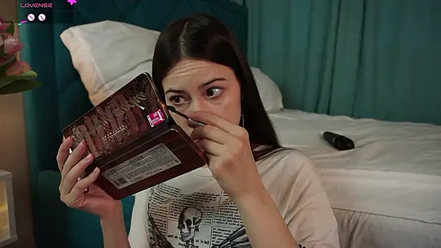 ywixos online show from March 19, 2:21 pm