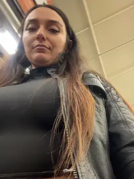 swmilena hot  online show from November 28, 8:00 pm