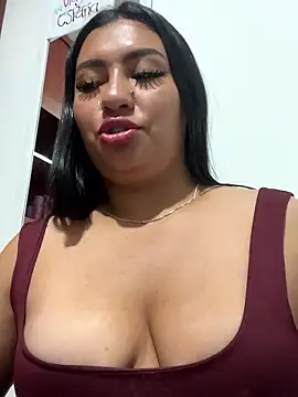 Issa Santana online show from January 13, 8:25 pm