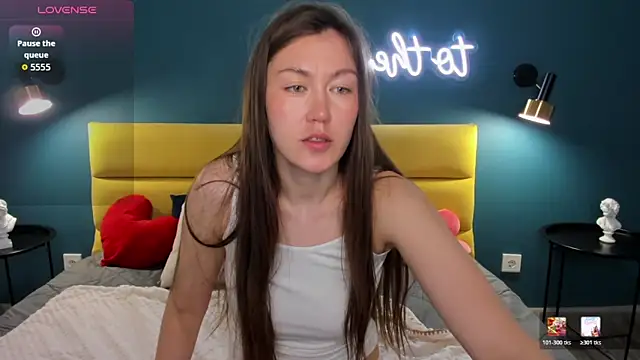 Tina Porter online show from May 9, 1:22 am