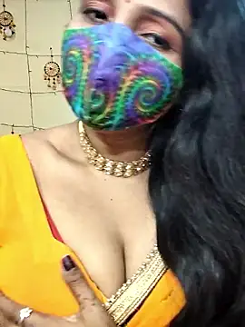 Snapshot of Hotty_Sonali chatting on October 17, 12:14 am Hotty Sonali online show from October 17, 12:14 am