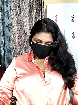Snapshot of Hotty_Sonali chatting on May 5, 12:35 pm Hotty Sonali online show from May 5, 12:35 pm