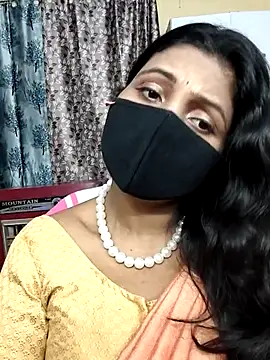 Snapshot of Hotty_Sonali chatting on May 8, 1:55 am Hotty Sonali online show from May 8, 1:55 am
