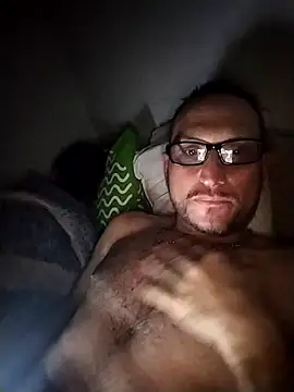 Snapshot of lufercapo chatting on November 12, 9:32 am lufercapo online show from November 12, 9:32 am