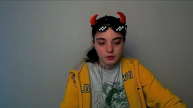 Sun Shine   online show from October 12, 1:32 pm