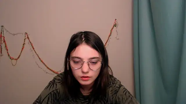 Sun Shine   online show from February 7, 3:38 pm