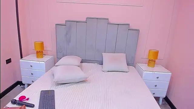 gabriela lux online show from September 16, 11:55 am