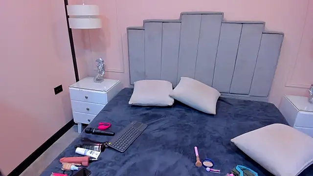 gabriela lux online show from October 1, 11:38 am