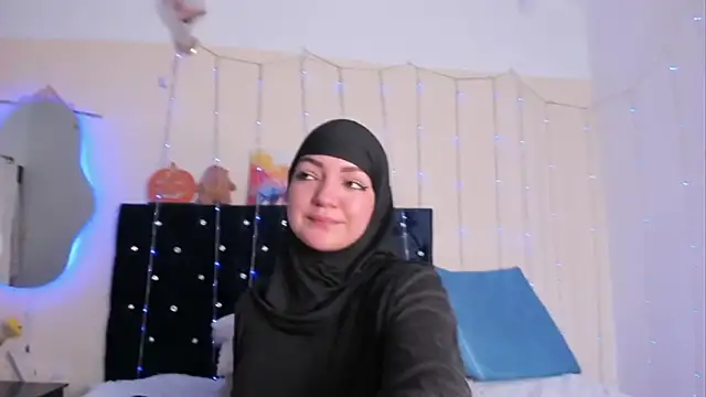 Dana-Alabi online show from November 22, 1:15 am