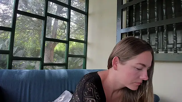 Angiehuston1 online show from October 4, 2:15 pm