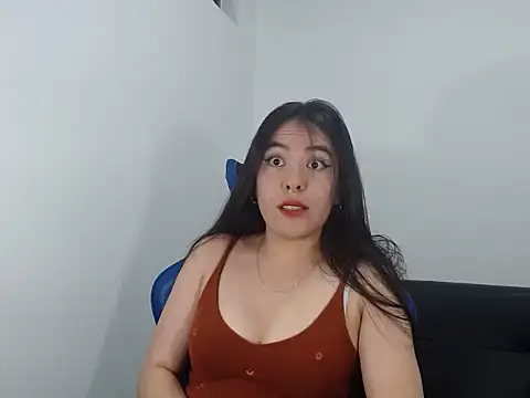 EloiseJun online show from October 6, 2:20 am